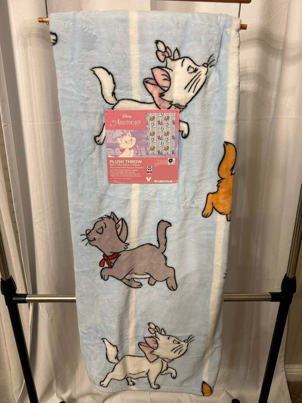 Disney The Aristocats Marie Plush Throw Blanket 50in x 70in